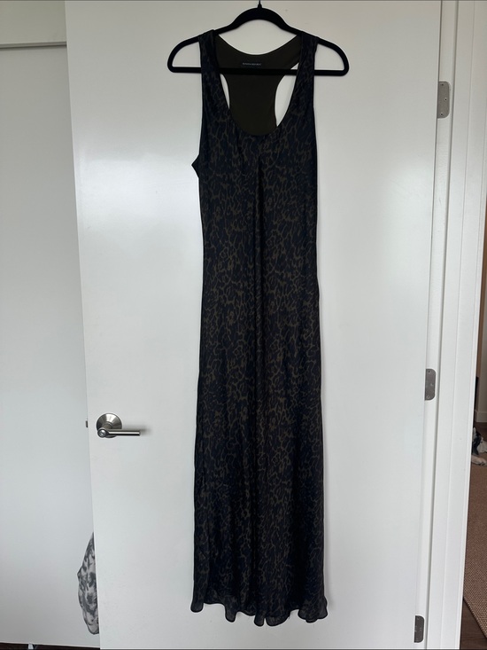 Banana Republic Dresses & Skirts - Subtle cheetah print racerback slip dress